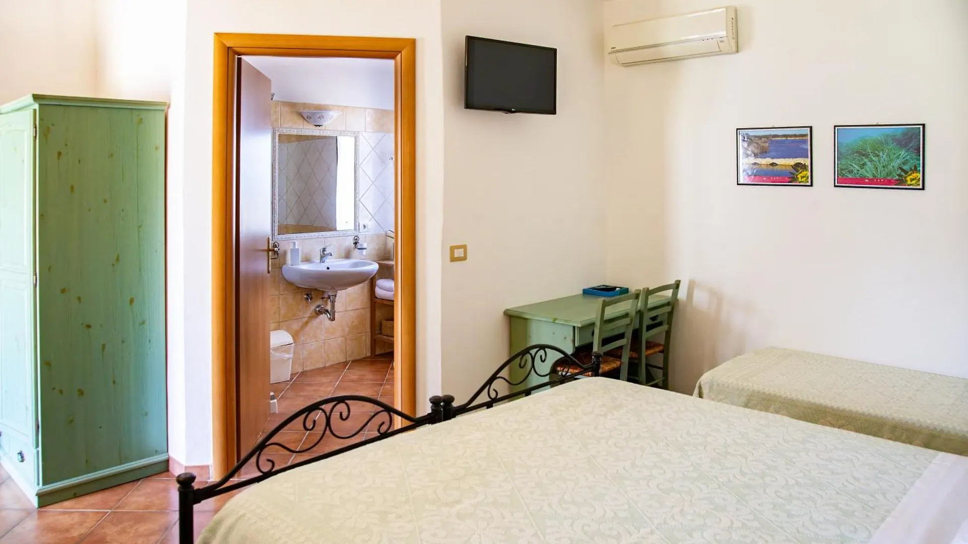 Agriturismo La Genziana Alguer Italia
